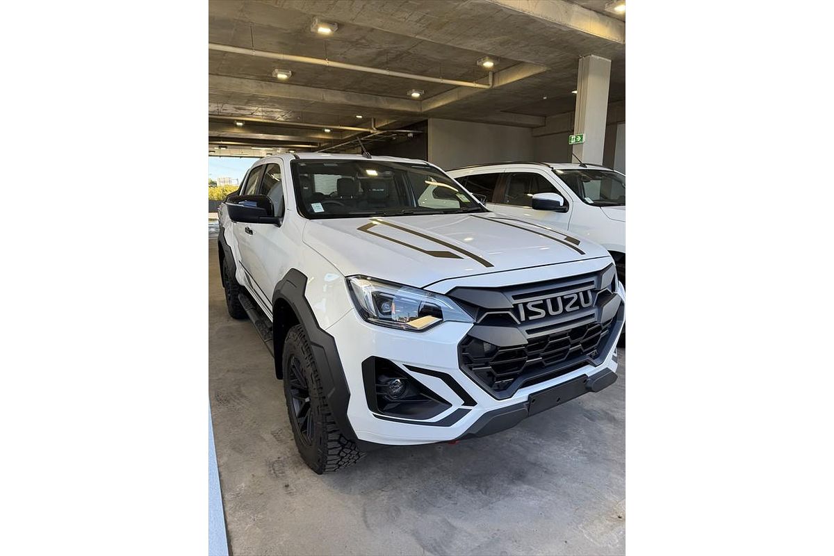 2026 Isuzu D-MAX BLADE 4X4