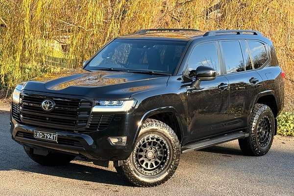 2023 Toyota Landcruiser VX FJA300R