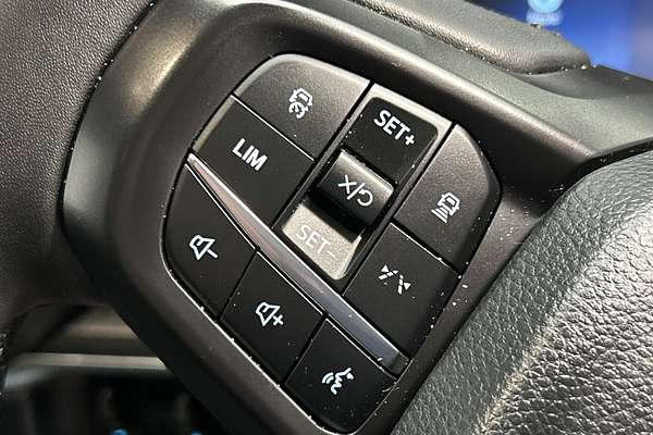 2025 Ford Everest Trend 2.0L thumb-16