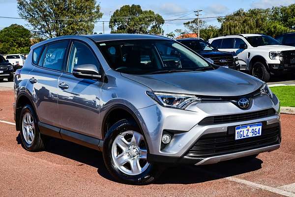 2018 Toyota RAV4 GX ASA44R