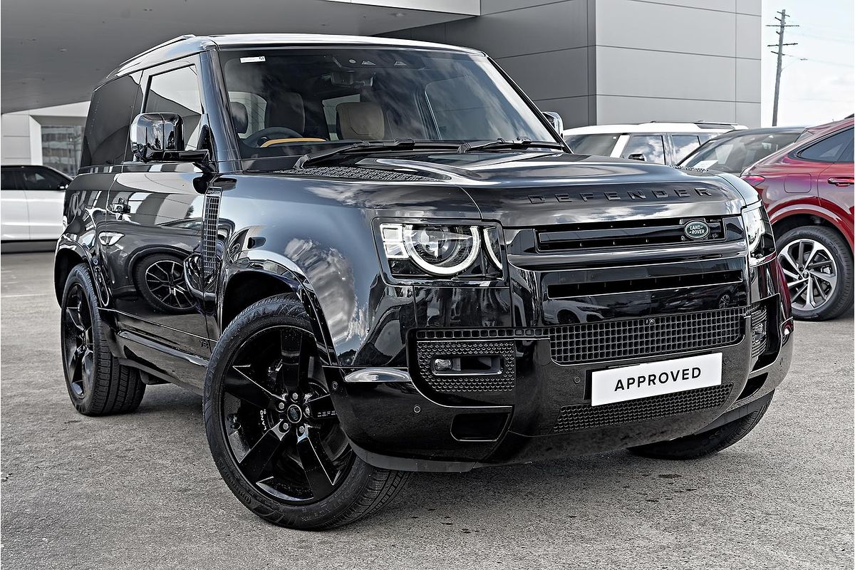 2024 Land Rover Defender 90 P525 V8 L663