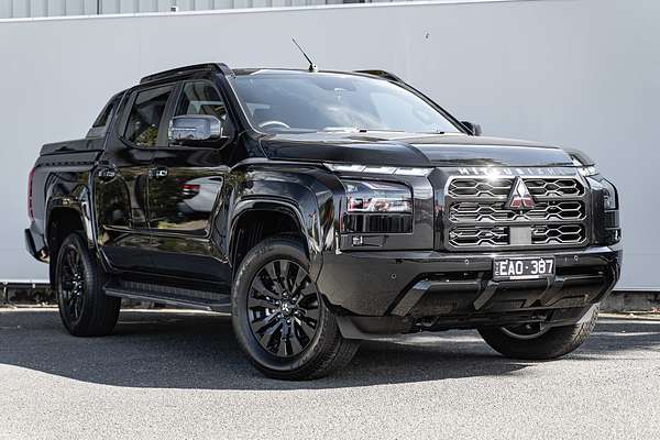 2025 Mitsubishi Triton GSR MV 4X4