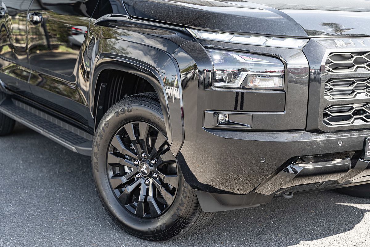 2025 Mitsubishi Triton GSR MV 4X4