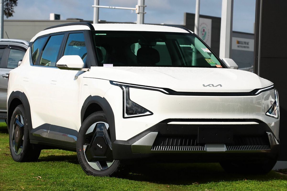 2026 Kia EV5 Air Standard Range OVc