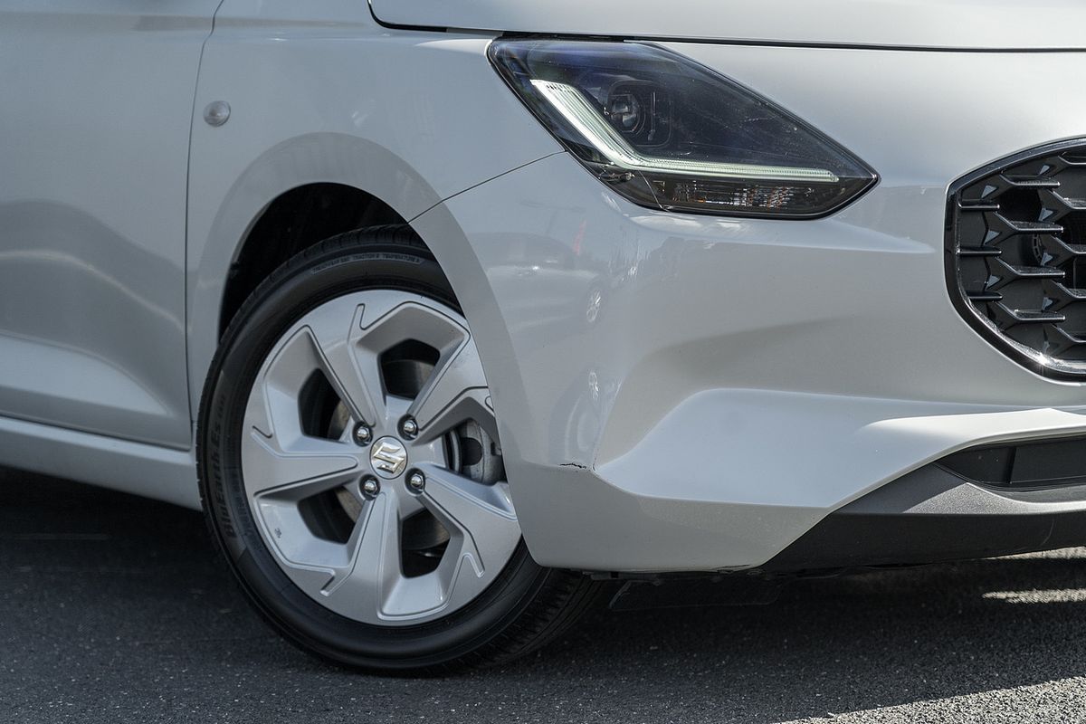 2024 Suzuki Swift Hybrid Plus UZ