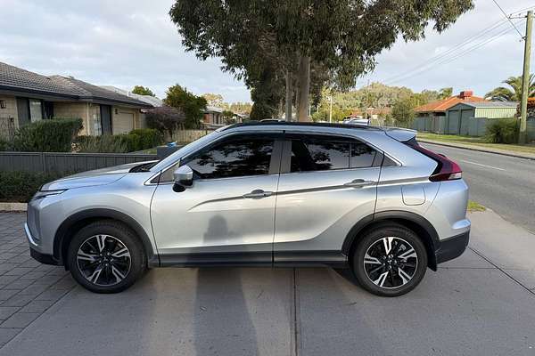 2020 Mitsubishi Eclipse Cross LS YB