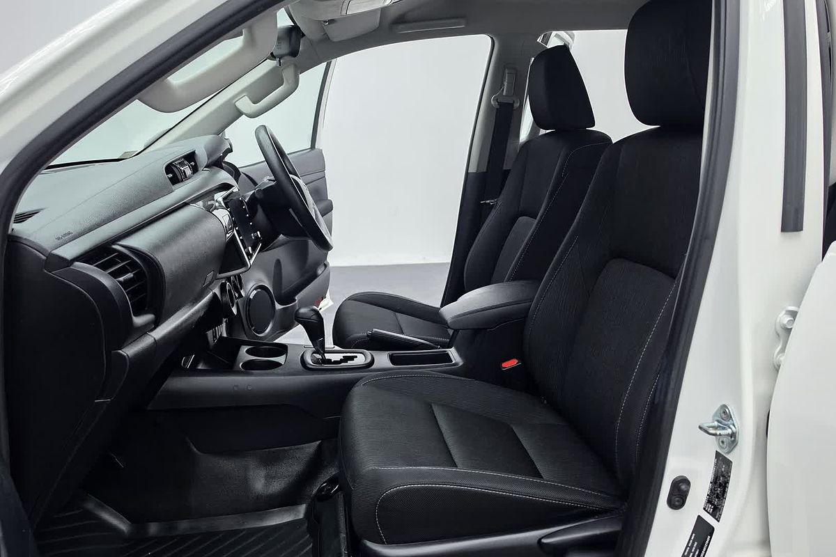 2022 Toyota Hilux SR GUN126R 4X4