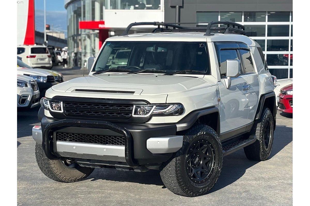 2016 Toyota FJ Cruiser GSJ15R