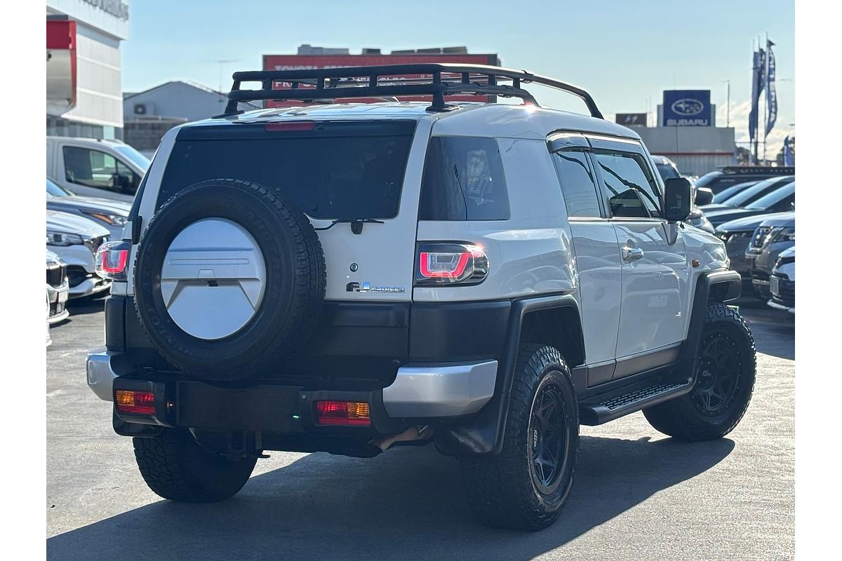 2016 Toyota FJ Cruiser GSJ15R
