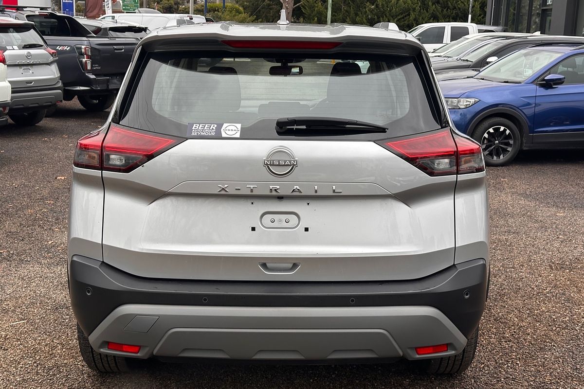 2024 Nissan X-TRAIL ST T33