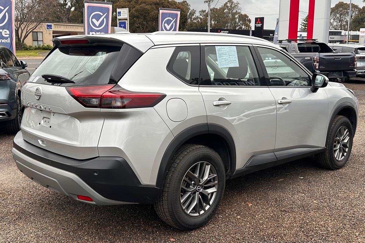 2024 Nissan X-TRAIL ST T33