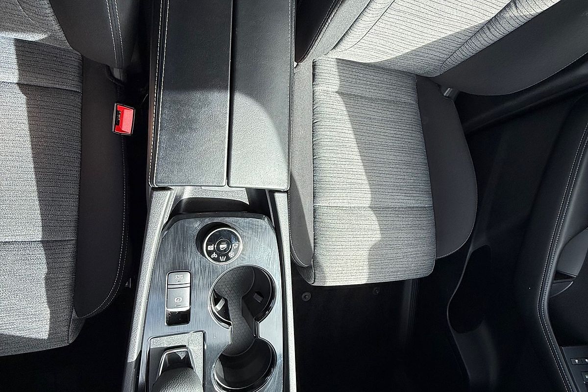 2024 Nissan X-TRAIL ST T33