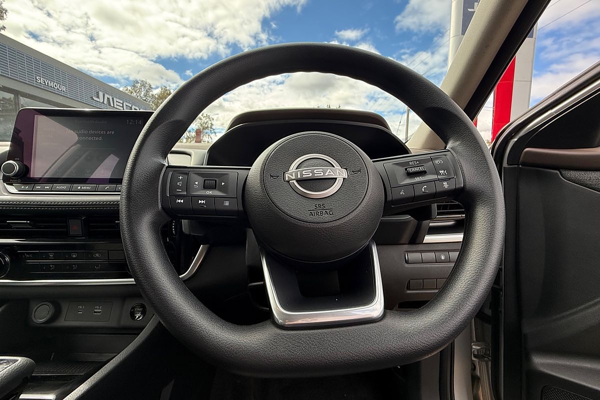 2024 Nissan X-TRAIL ST T33