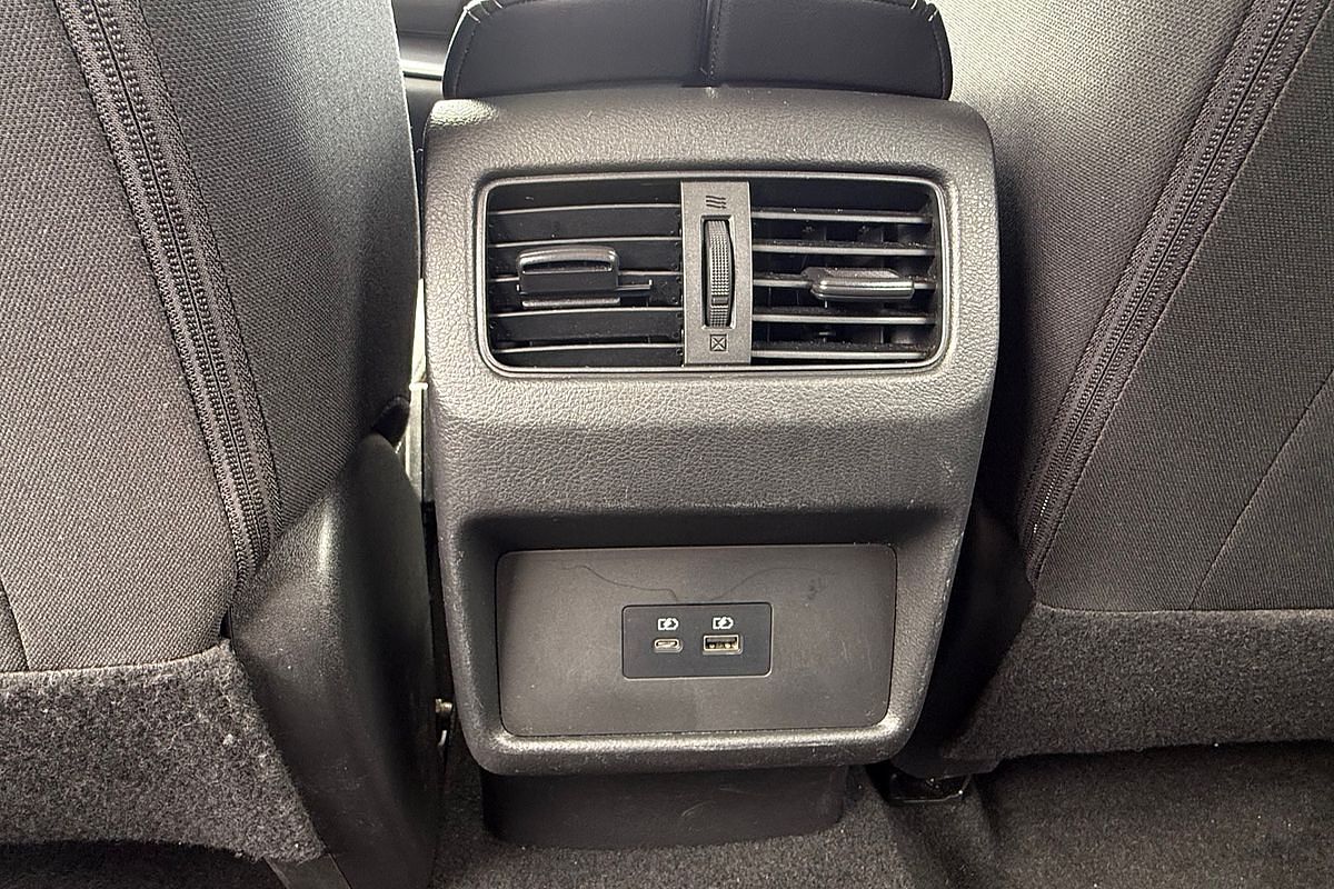 2024 Nissan X-TRAIL ST T33