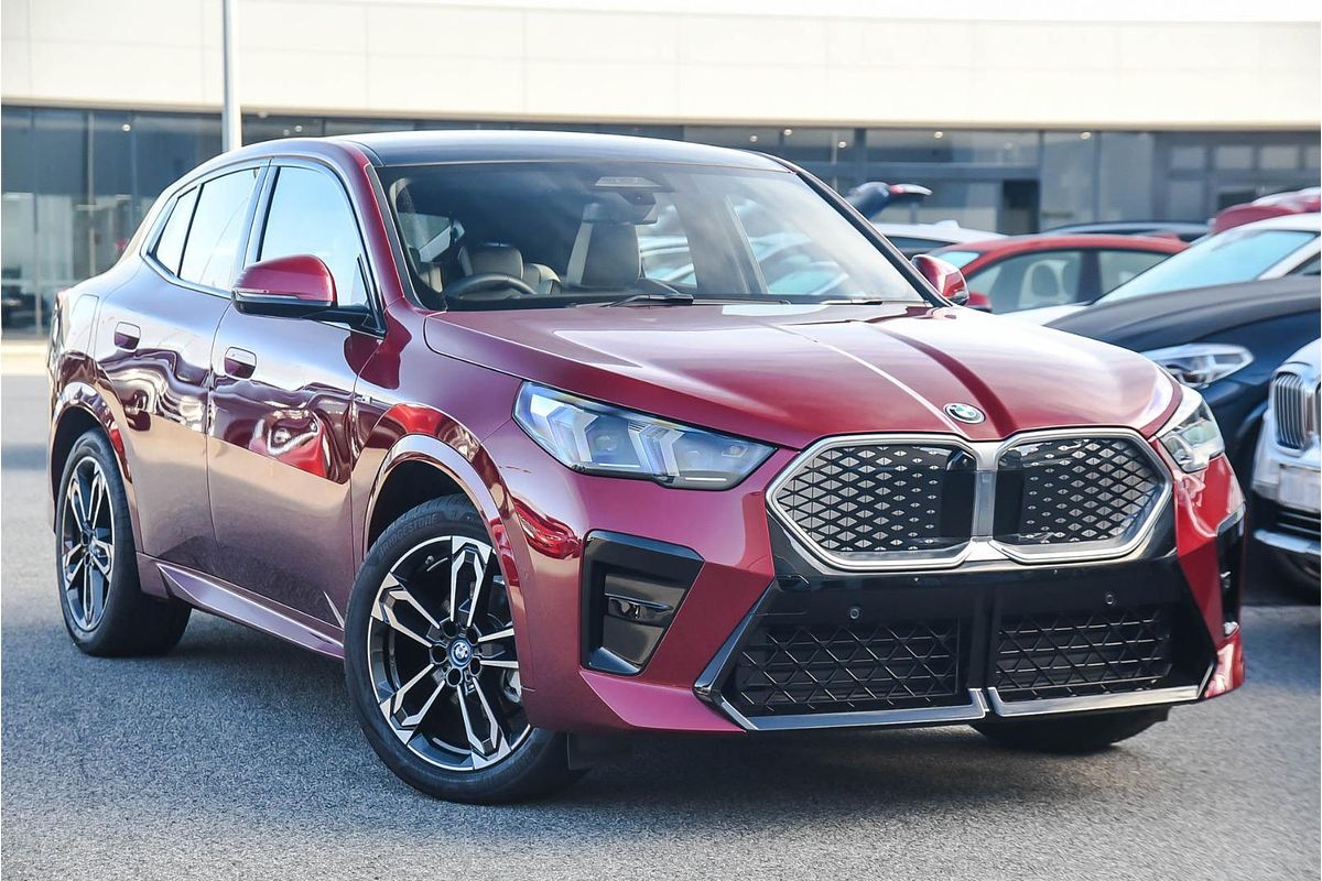 2024 BMW iX2 eDrive20 M Sport U10