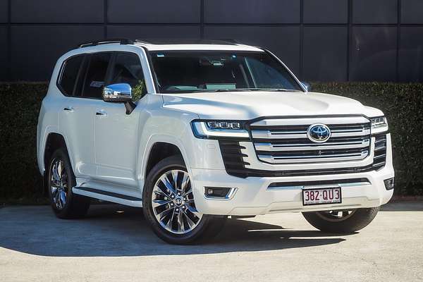 2023 Toyota Landcruiser Sahara ZX FJA300R