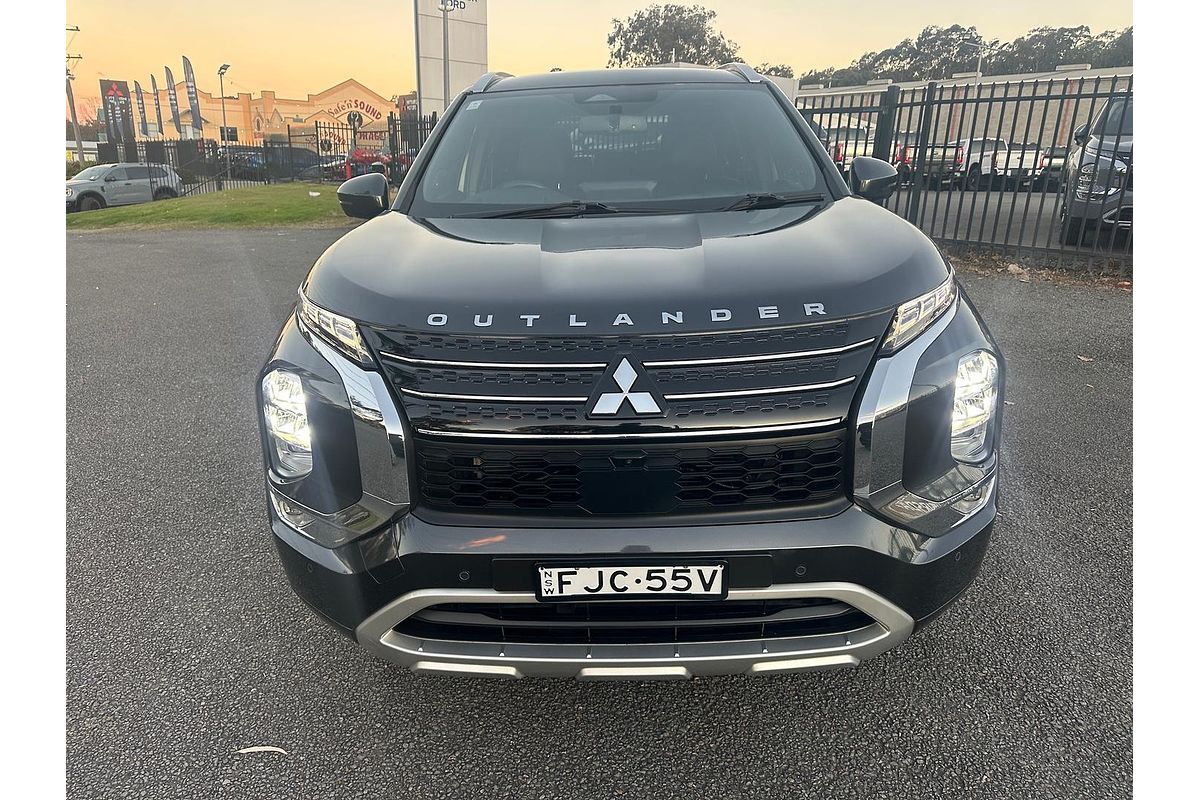 2024 Mitsubishi Outlander Exceed Tourer ZM
