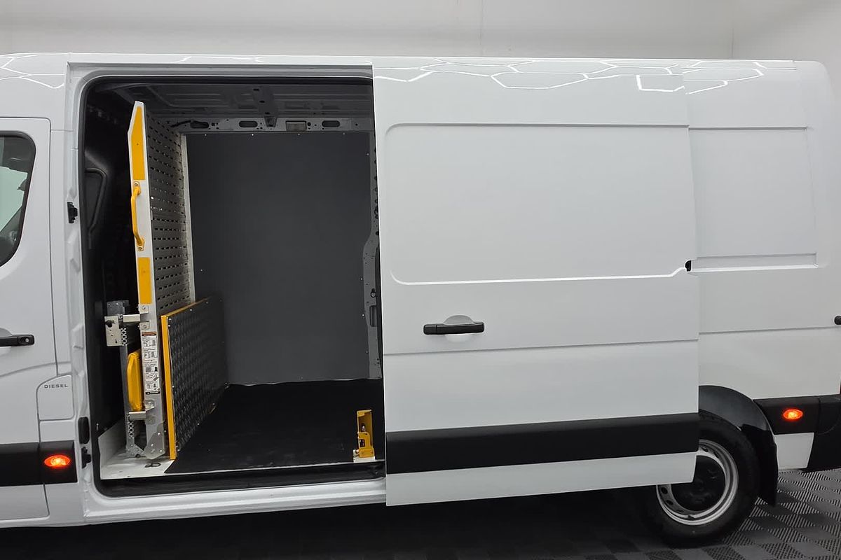2022 Renault Master Pro 110kW X62 Phase 2 LWB Mid Roof