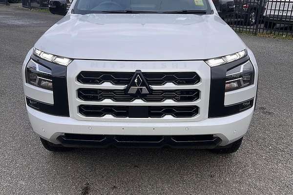 2026 Mitsubishi Triton GSR MV 4X4