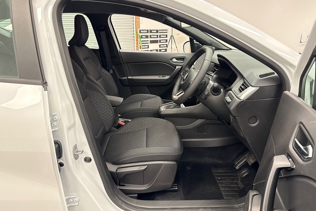 2025 Mitsubishi ASX LS XE