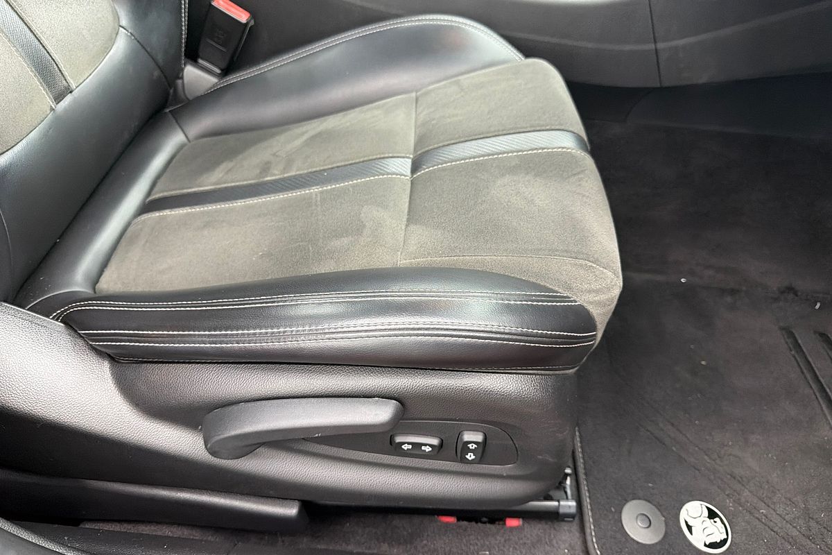 2017 Holden Ute SV6 VF Series II Rear Wheel Drive