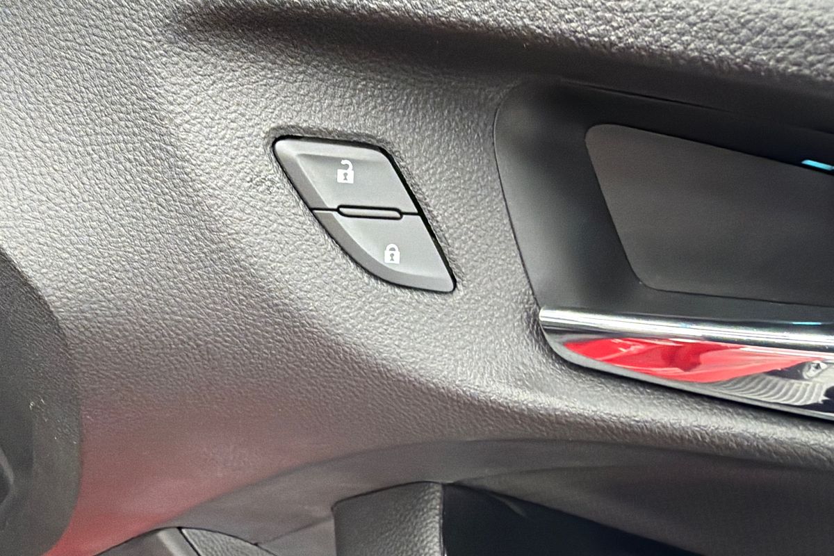 2017 Holden Ute SV6 VF Series II Rear Wheel Drive