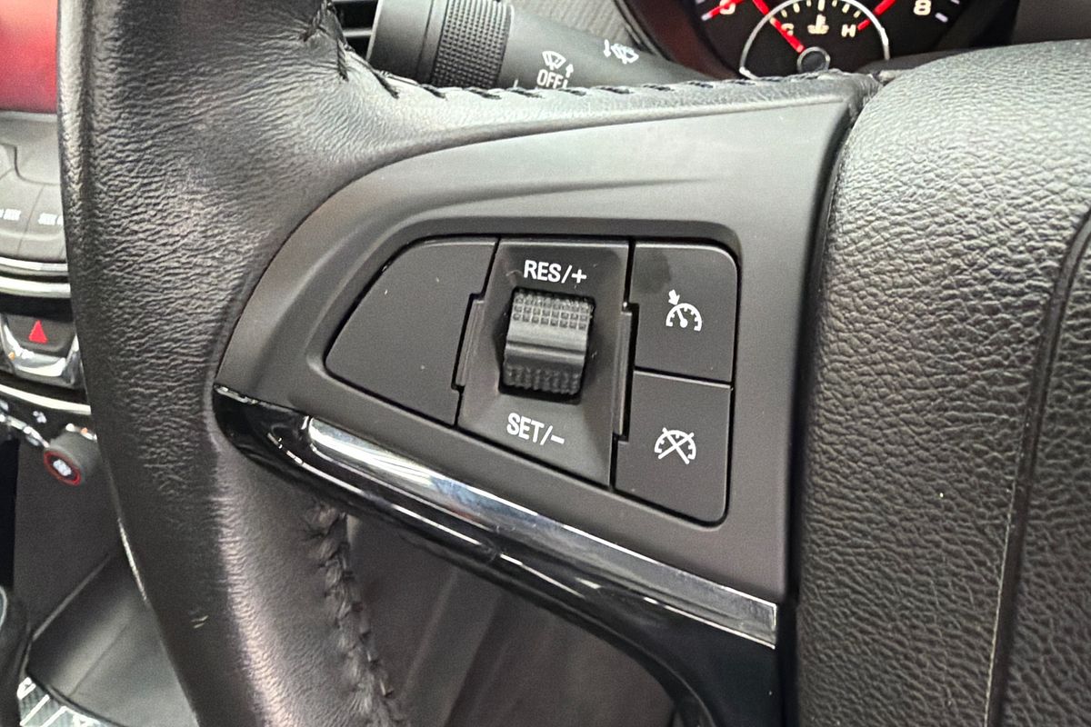 2017 Holden Ute SV6 VF Series II Rear Wheel Drive