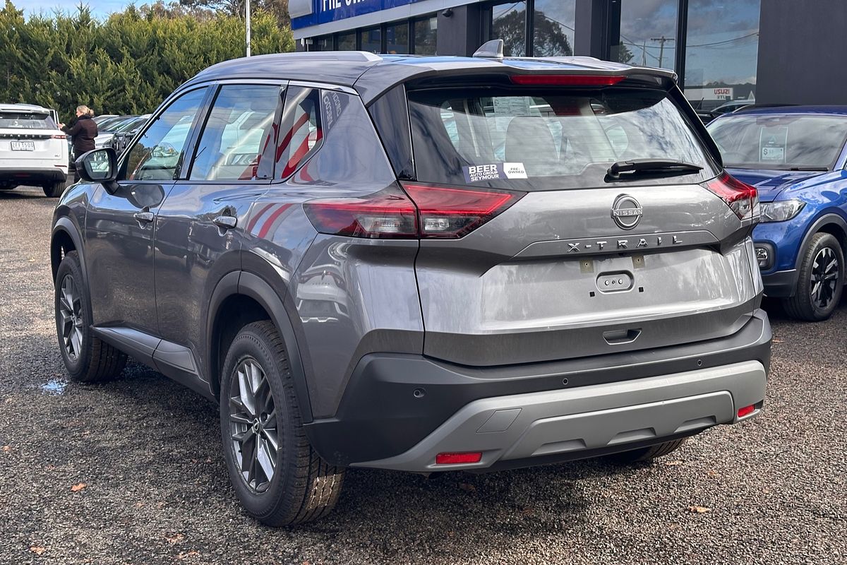 2024 Nissan X-TRAIL ST T33