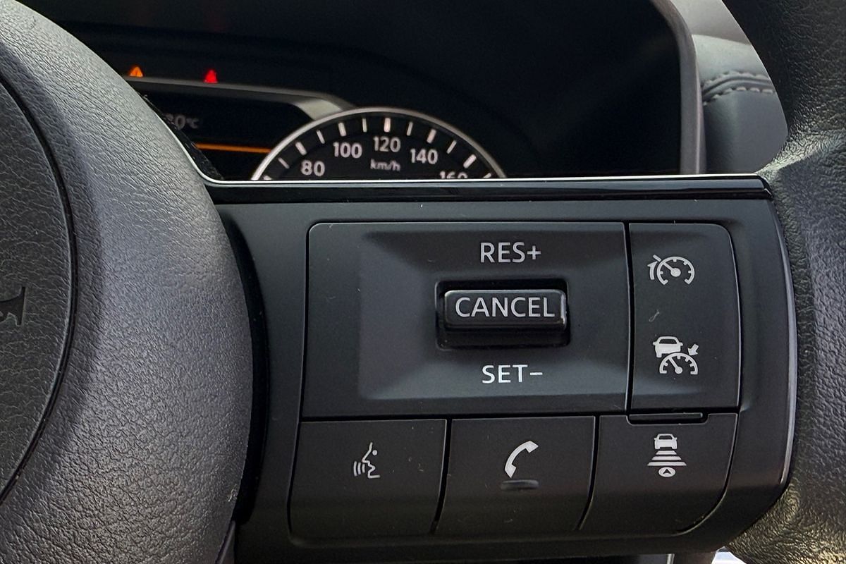 2024 Nissan X-TRAIL ST T33
