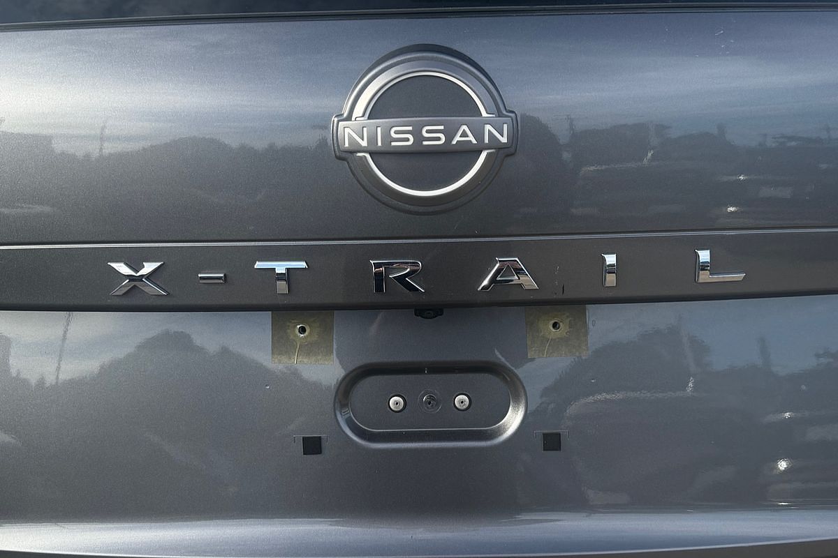 2024 Nissan X-TRAIL ST T33