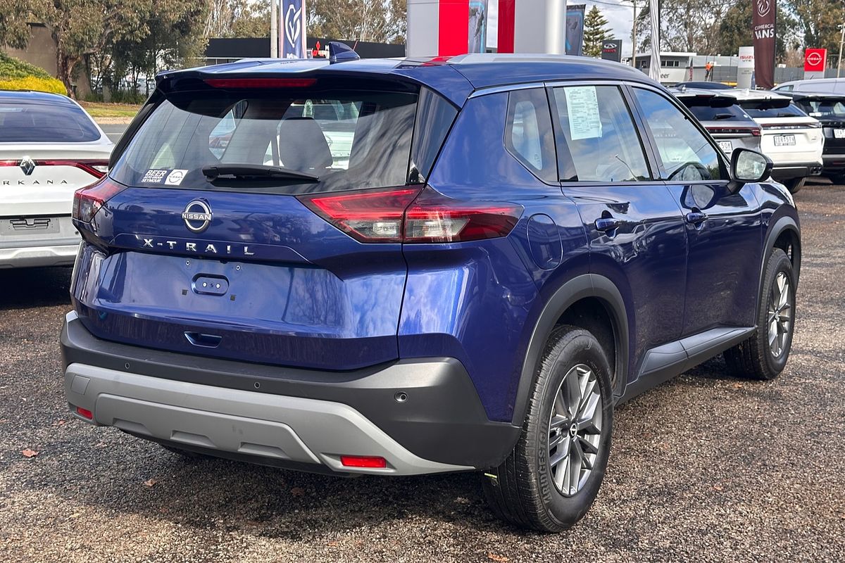 2024 Nissan X-TRAIL ST T33