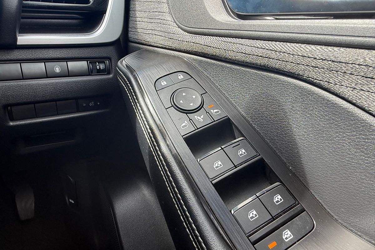 2024 Nissan X-TRAIL ST T33