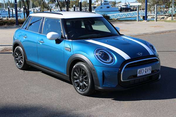 2022 MINI Hatch Cooper Classic F55 LCI-2
