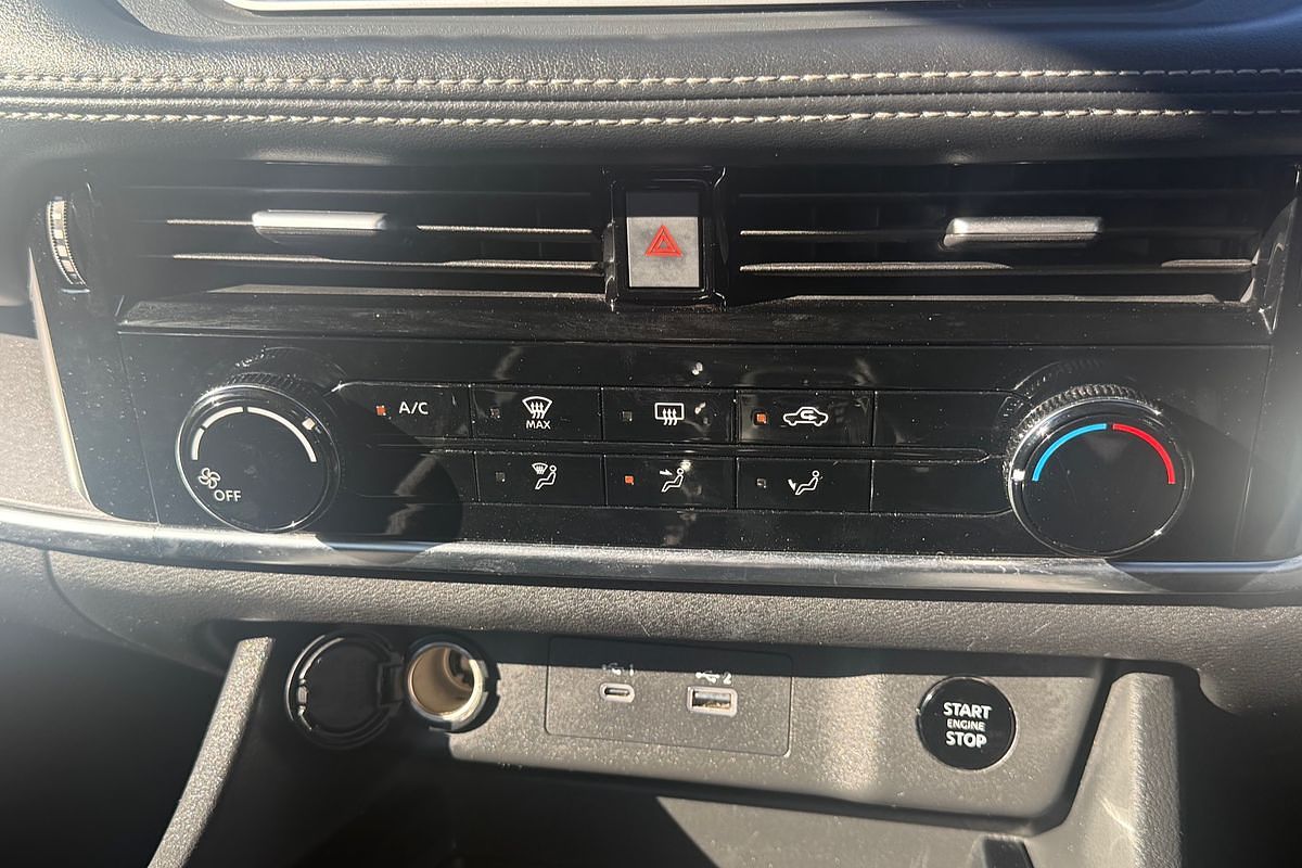 2024 Nissan X-TRAIL ST T33