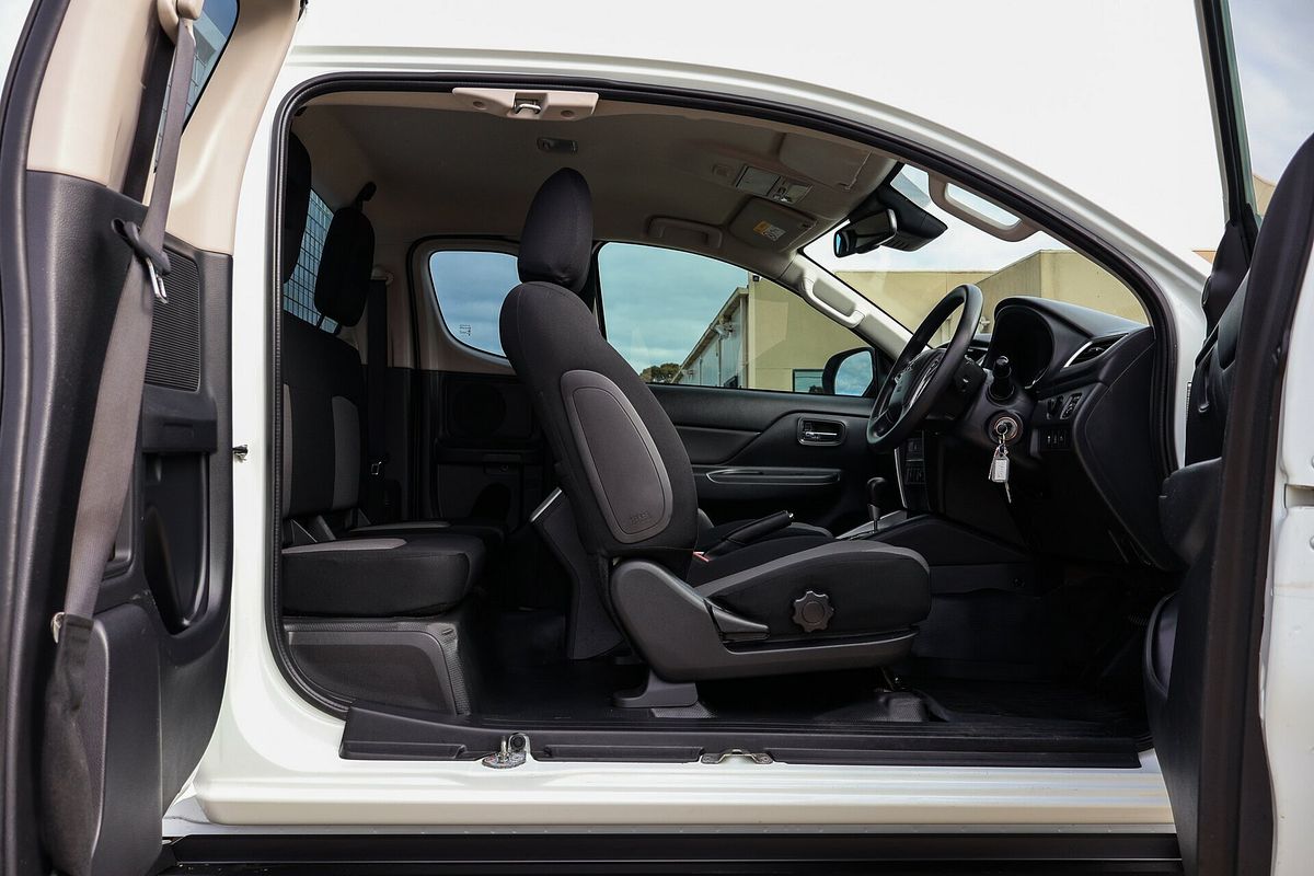 2022 Mitsubishi Triton GLX+ MR 4X4