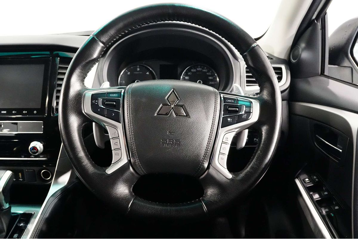 2022 Mitsubishi Pajero Sport GLX QF