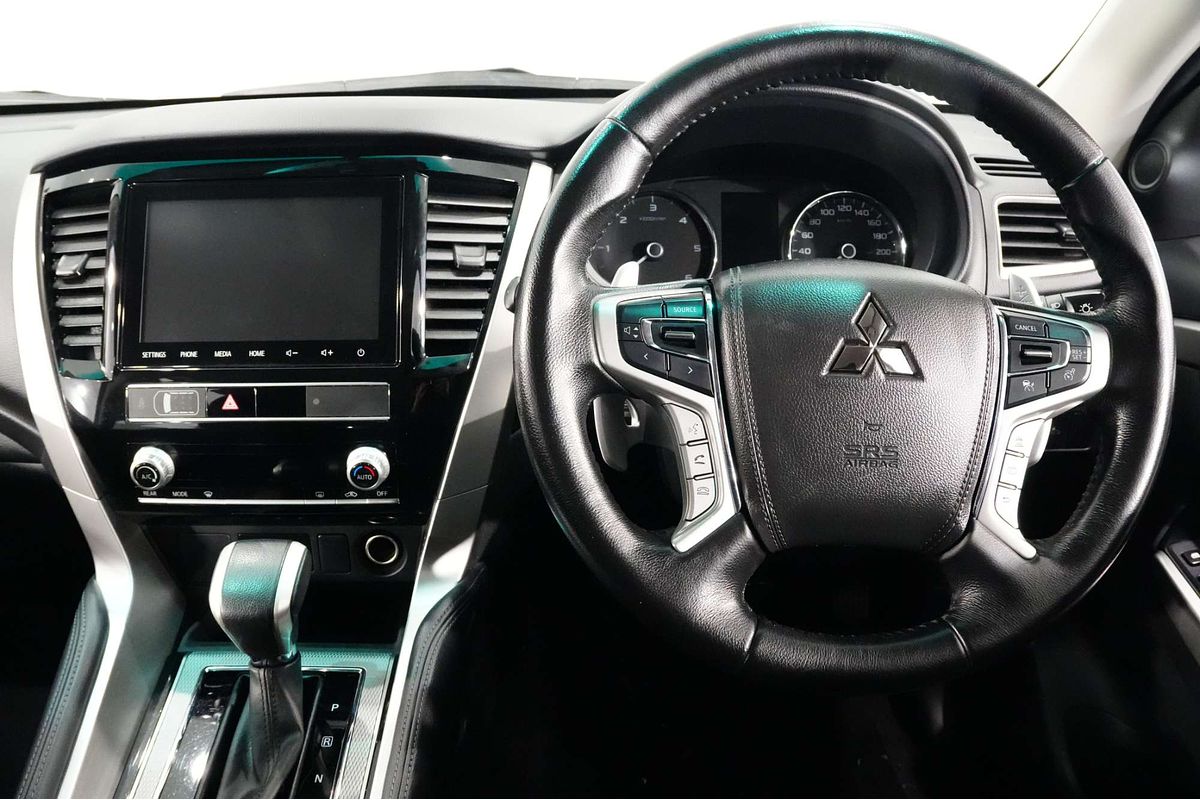 2022 Mitsubishi Pajero Sport GLX QF
