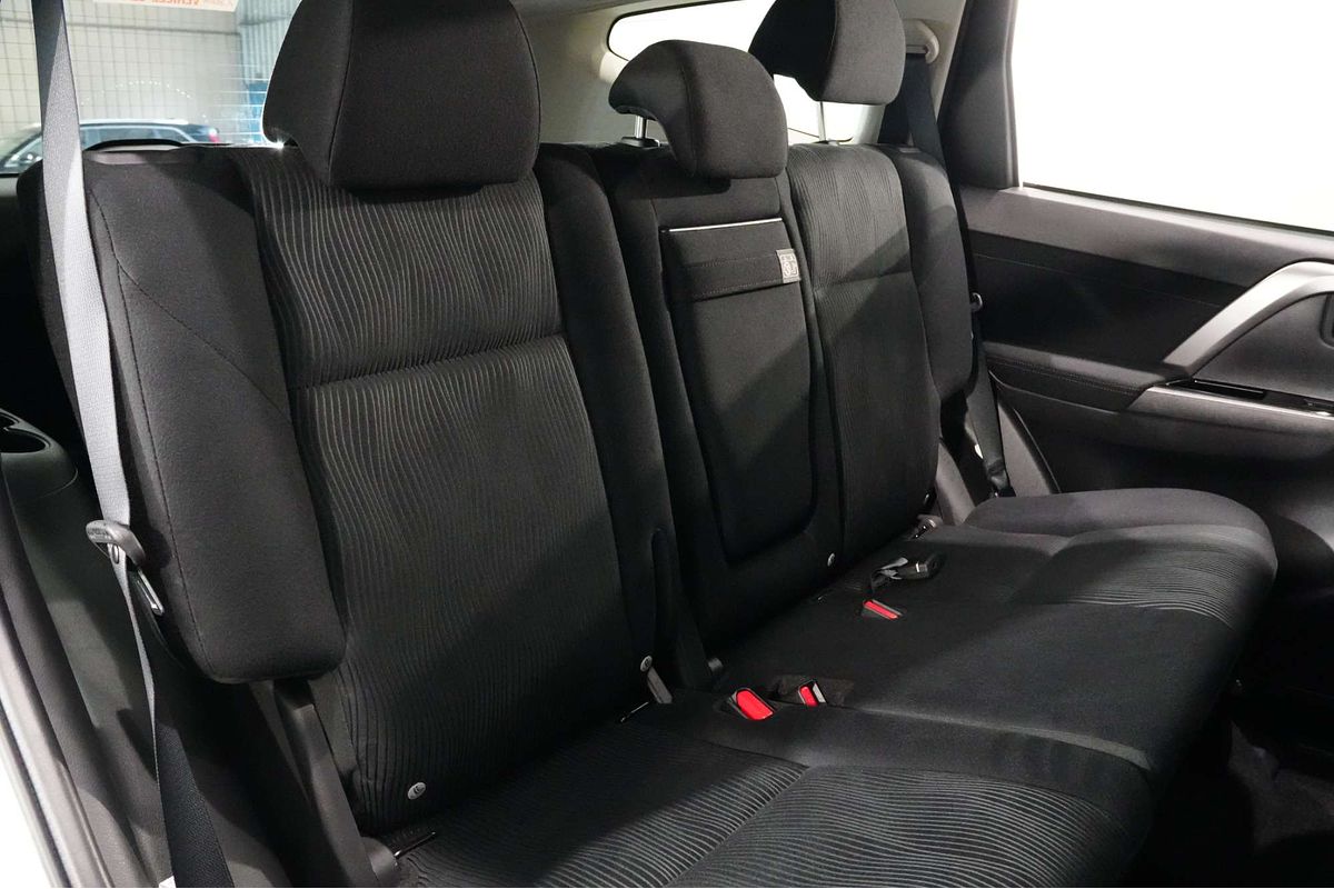 2022 Mitsubishi Pajero Sport GLX QF
