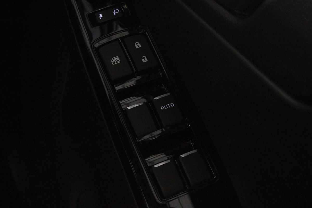 2025 Isuzu D-MAX X-TERRAIN 4X4