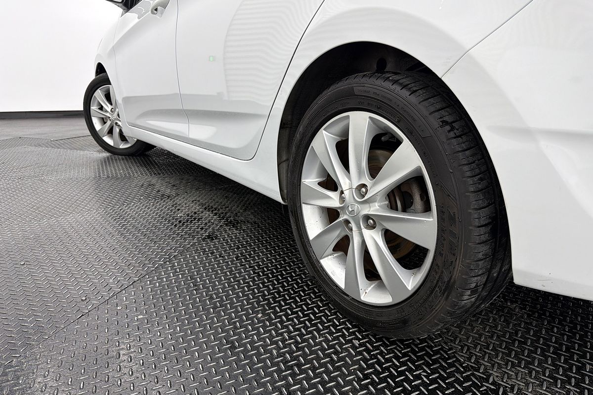2018 Hyundai Accent Sport RB6