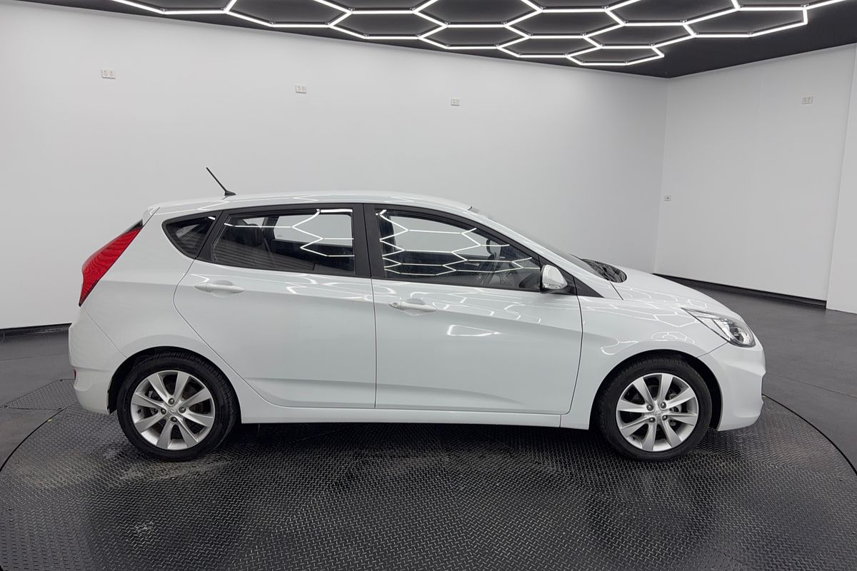 2018 Hyundai Accent Sport RB6