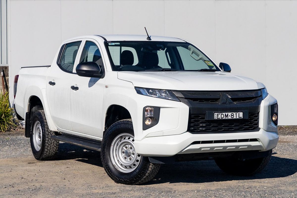 2019 Mitsubishi Triton GLX ADAS MR 4X4