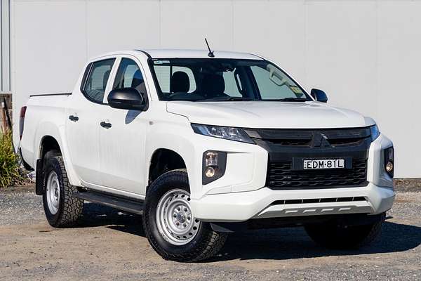 2019 Mitsubishi Triton GLX ADAS MR 4X4