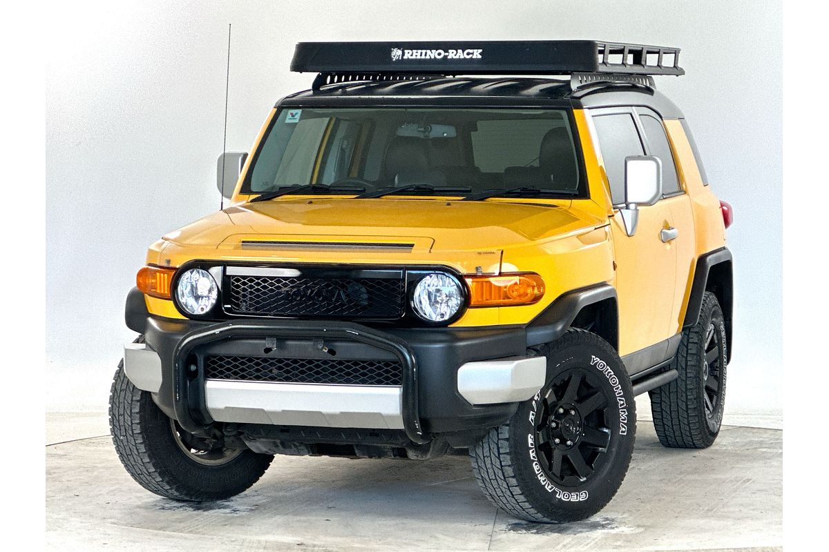 2014 Toyota FJ Cruiser GSJ15R