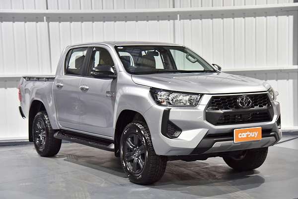 2024 Toyota Hilux SR GUN126R 4X4