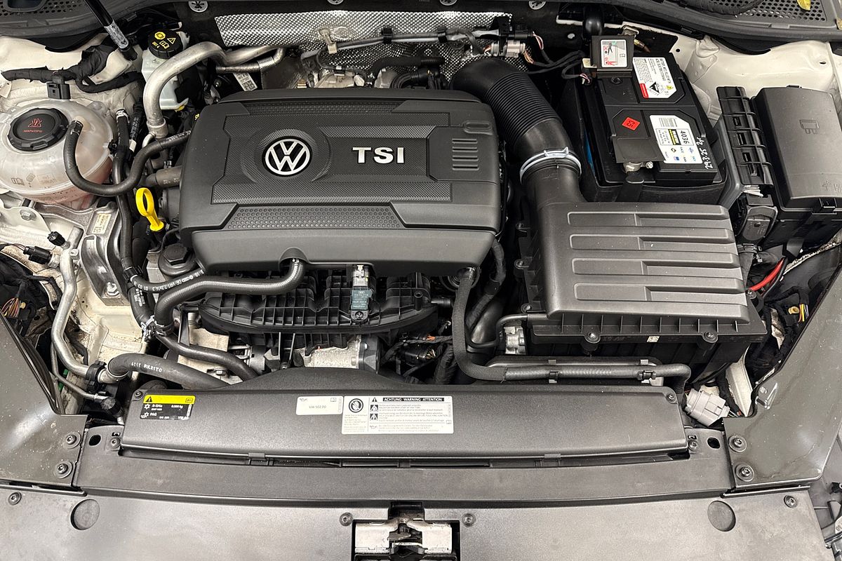 2018 Volkswagen Passat 206TSI R-Line B8