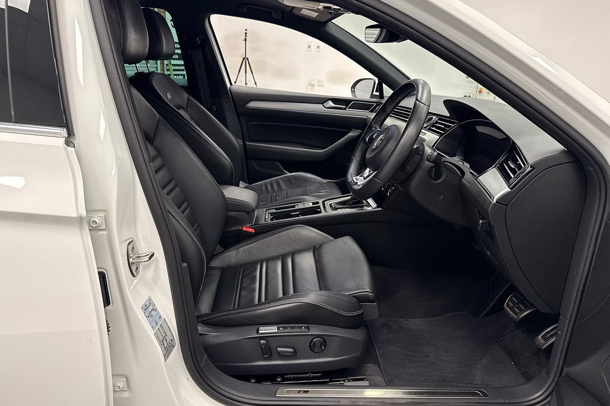 2018 Volkswagen Passat 206TSI R-Line B8