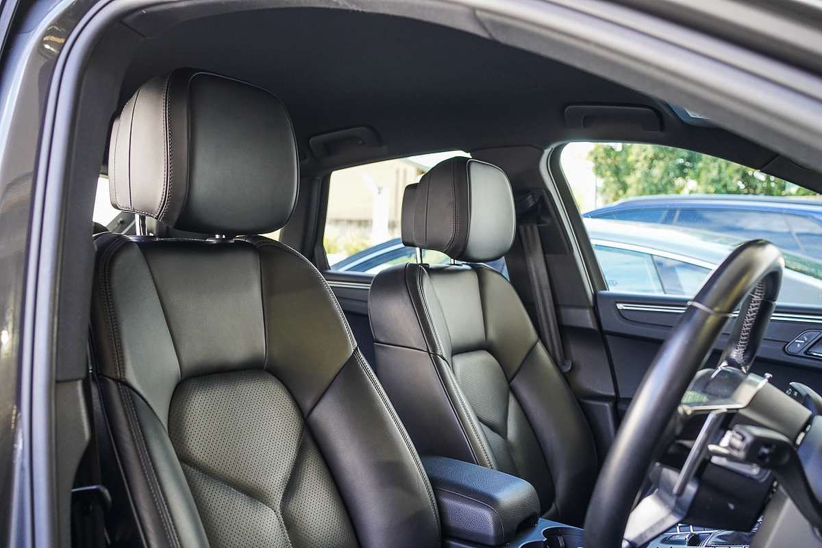 2018 Porsche Macan 95B