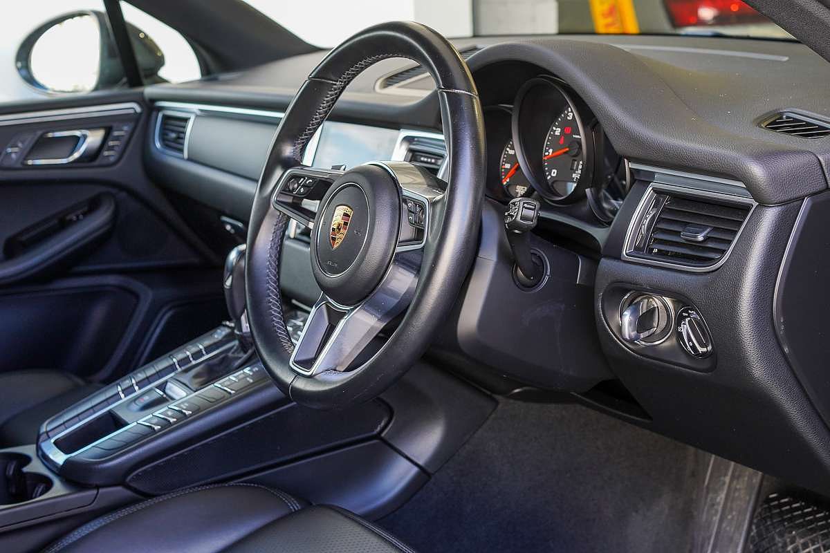 2018 Porsche Macan 95B