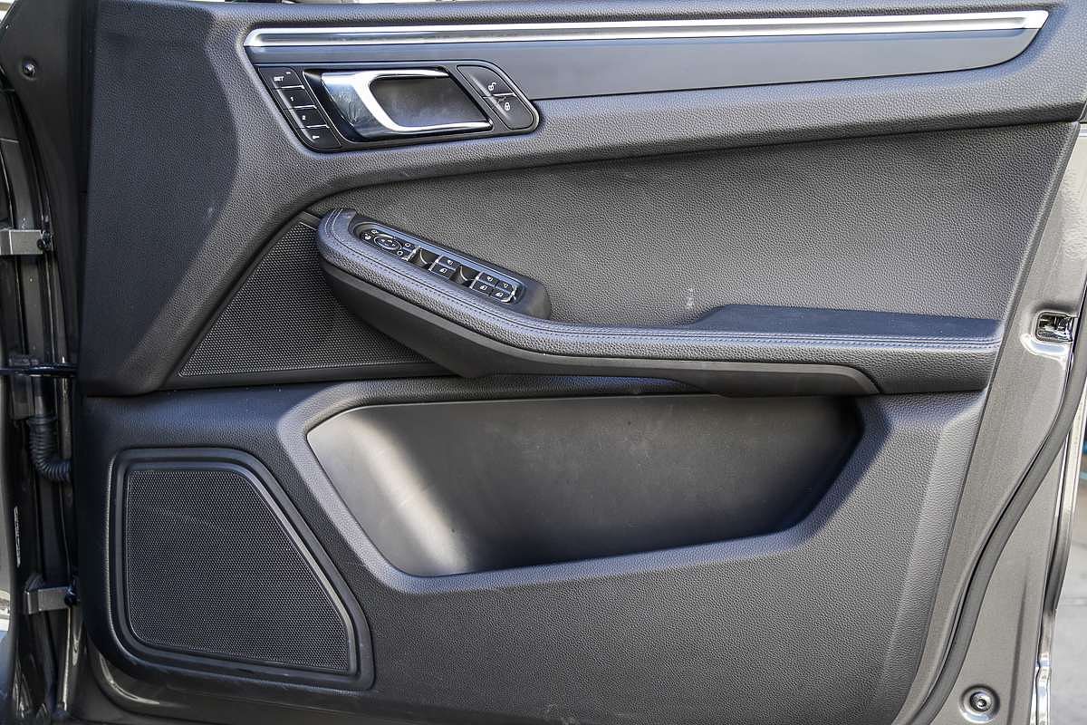 2018 Porsche Macan 95B